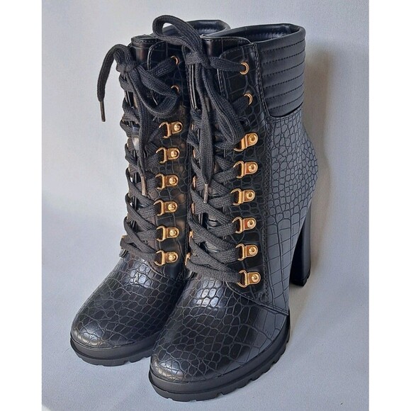 ShoeDazzle SHANDEE Black Faux Croc Lace Up Booties Chunky 4.25" Heels Size 8 NIB - Picture 1 of 11